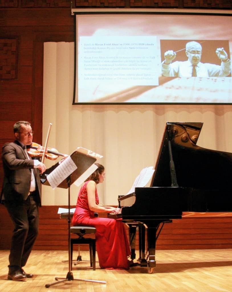 Elif Gokce Turkili photo 4